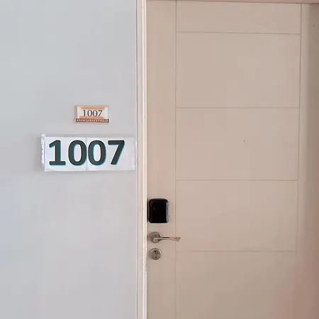 Fairway 1007 Hotel